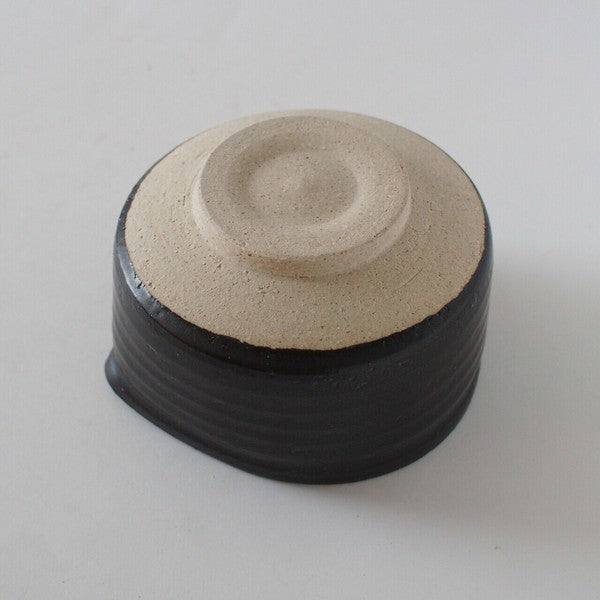 黒練 片口抹茶碗 美濃焼(日本製)