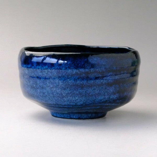 瑠璃 花型抹茶碗 美濃焼(日本製)