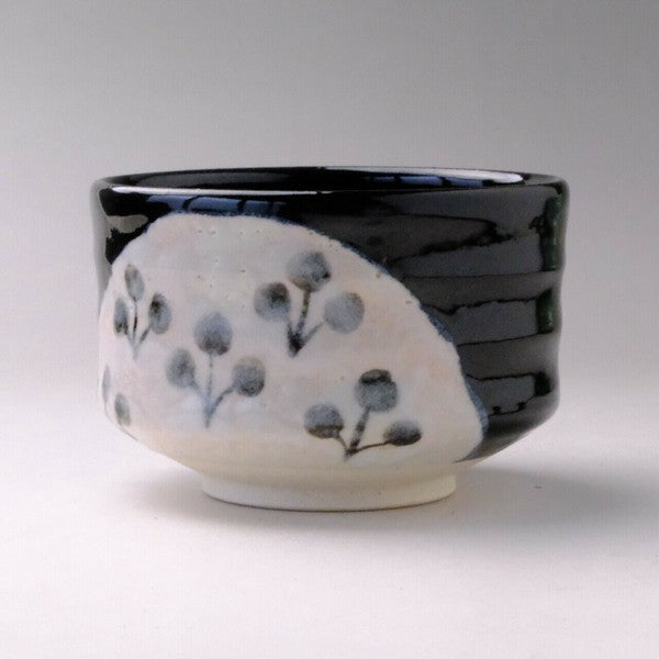 黒織部 抹茶碗 美濃焼(日本製)