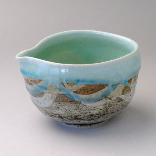 ブルー　片口抹茶碗　美濃焼（日本製）