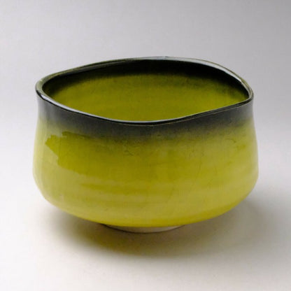 渕巻黄貫入　抹茶碗　美濃焼（日本製）