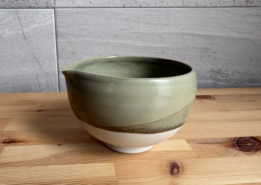 Katakuchi Matcha Bowl (Green)
