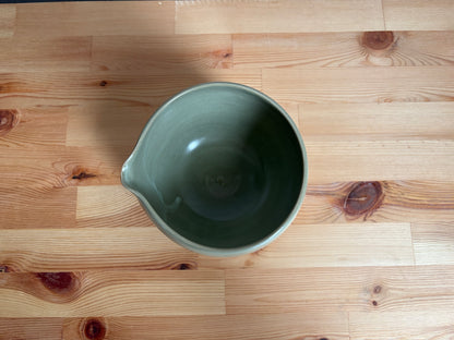Katakuchi Matcha Bowl (Green)